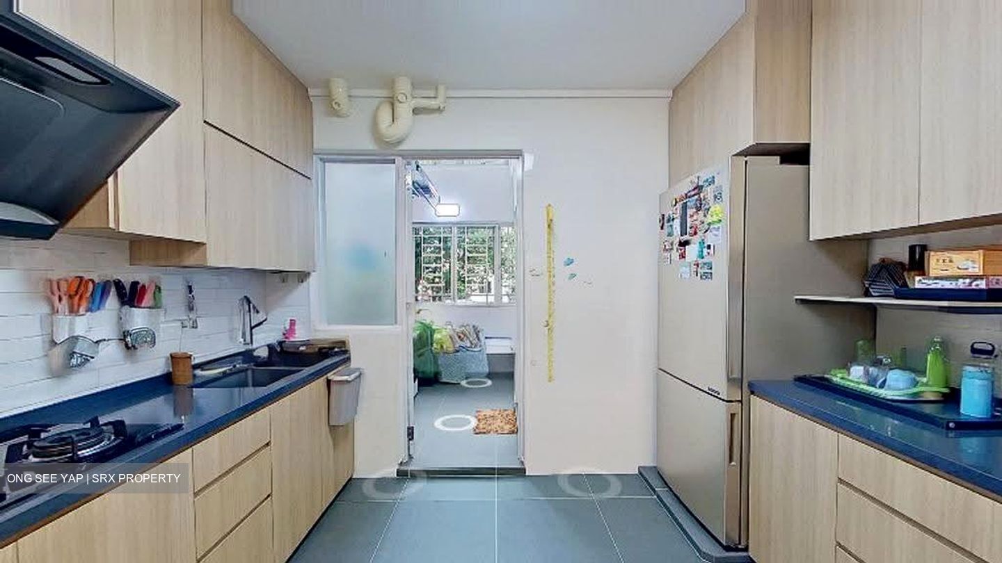 Blk 853 Hougang Central (Hougang), HDB Executive #625333801